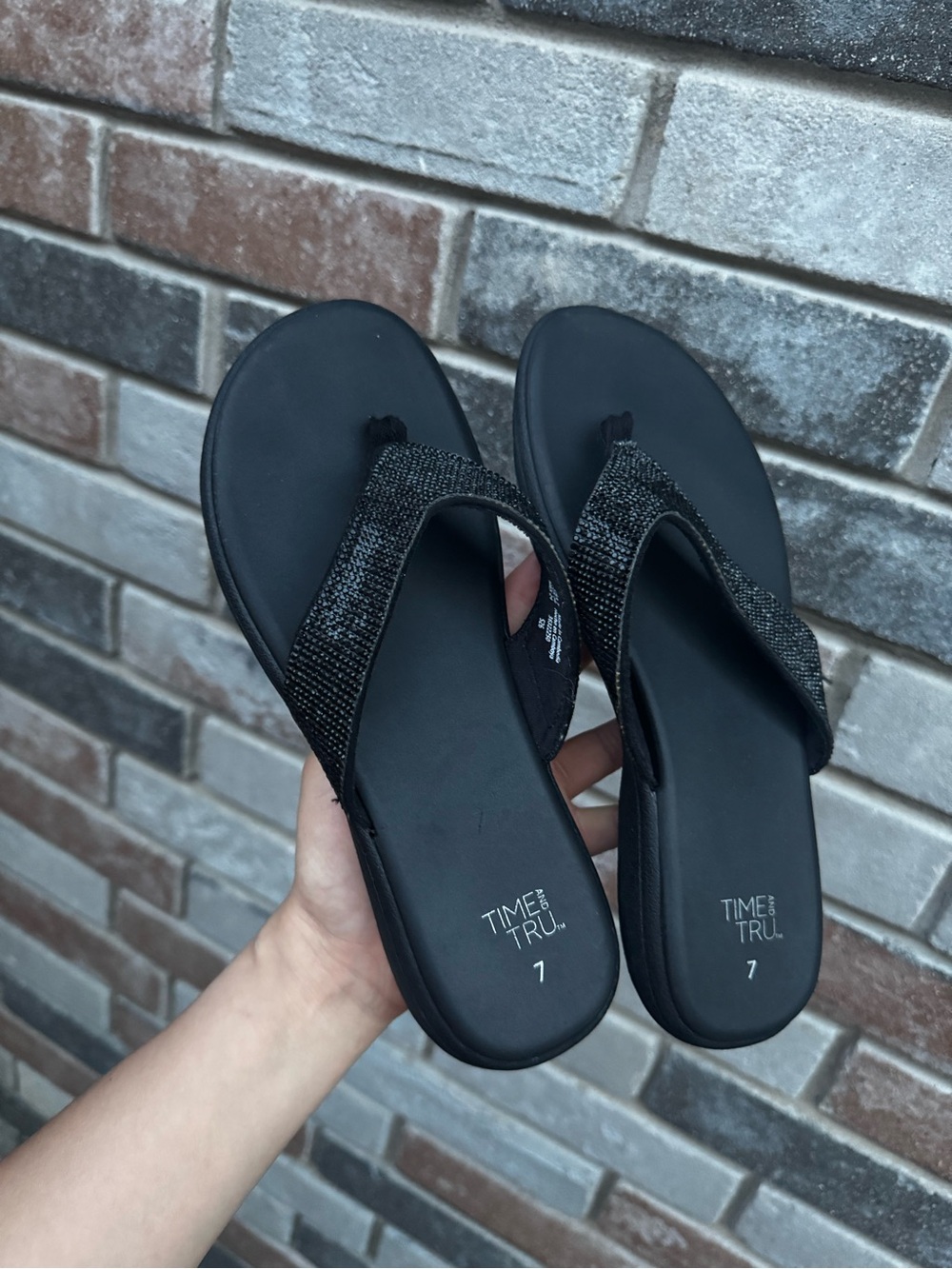 Time and Tru Black Sparkle Thong Sandals - Women's